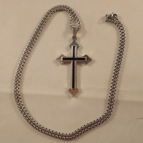 Mens Silver Stainless Steel Black Crucifix Cross Pendant Rolo Chain Necklace 24" - Picture 3 of 4